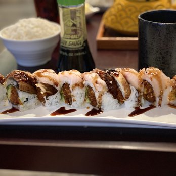 Akira Bistro - Dublin Roll - Sushi Bars Near Me - Danville, California