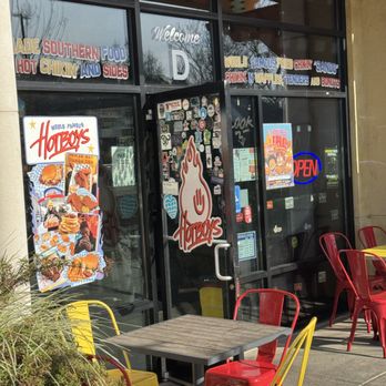 World Famous Hotboys - Store Front - Chicken Shop Near Me - Novato, California World Famous Hotboys - Store Front - Chicken Shop Near Me - Novato, California