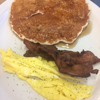 Tremont Cafe - Pancake,Scrambled Egg and DESTROYED Bacon - Breakfast & Brunch Near Me - Red Bluff, California