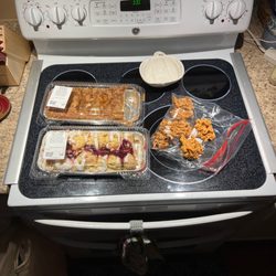 Hogan's Baking - Apple cinnamon crunch cake- cherry crumb cake- haystack cookies