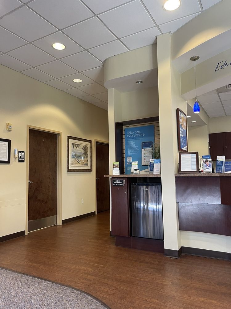 ADVENTHEALTH CENTRA CARE DR. PHILLIPS Updated October 2024 14 Photos & 61 Reviews 8014