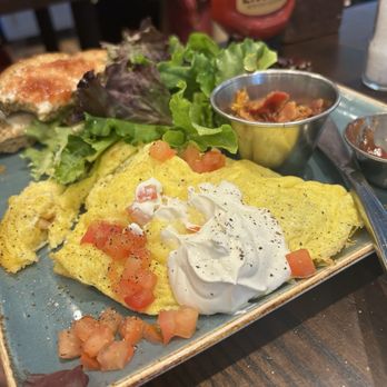 First Watch - The works omelette bacon on the side. - Breakfast & Brunch Near Me - Glendale, Arizona