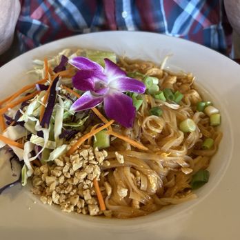 Laan Thai Restaurant - Pad Thai - Thai Near Me - Logan, Utah
