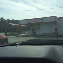 Wing Depot - It's a lil hut with great wings .. Get there!!