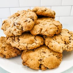 Koastal Kupcakes - Monster Chocolate Chip cookies