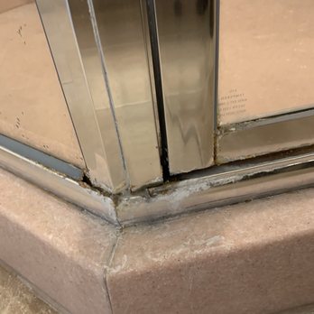 Diamond Resorts - Deteriorated shower - Resorts Near Me - Sedona, Arizona Diamond Resorts - Deteriorated shower - Resorts Near Me - Sedona, Arizona