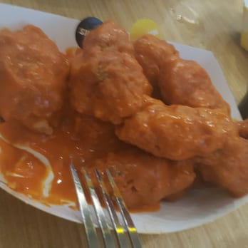 Buffalo Wild Wings - Snack sice, medium sauce. - Chicken Wings Near Me - Chico, California Buffalo Wild Wings - Snack sice, medium sauce. - Chicken Wings Near Me - Chico, California