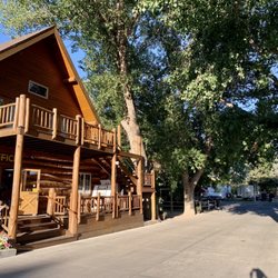 Ponderosa Campground - The check-in front desk area at Ponderosa Campground.