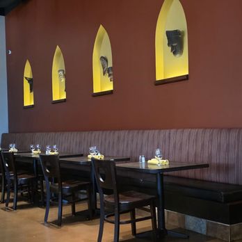 The Oven - Beautiful ambiance - Indian Near Me - Lincoln, Nebraska