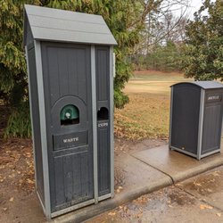 UGA Golf Course - Water cooler, waste, cups, recycling.