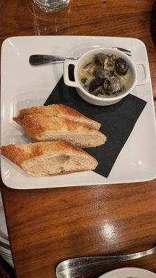 Vécu (formerly Bistro Barberet & Bakery) by null