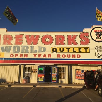 Fireworks World Outlet - Wow it's awesome - Fireworks Near Me - Moriarty, New Mexico