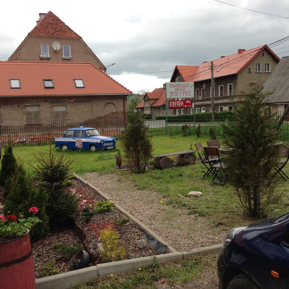 Oberża PRL - Old Russian car - Polish Near Me - Jedlina-Zdrój, DS