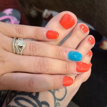 Fashion Nails II - Great mani & pedi! - Day Spas Near Me - Levittown, New York