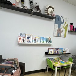 Children's Orthotics and Prosthetics - Exam room 1 - lots of great books for children to help them understand.