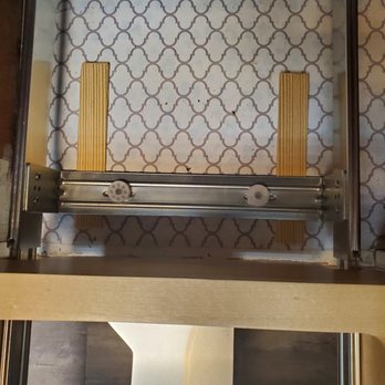 Kitchen Mart - shoulders shrugged...that's the best I can do...ok....will I need to adjust in the future??? - General Contractors Near Me - Sacramento, California
