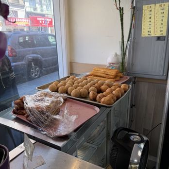 Stockton Bakery - sesame balls - Bakeries Near Me - San Francisco, California Stockton Bakery - sesame balls - Bakeries Near Me - San Francisco, California