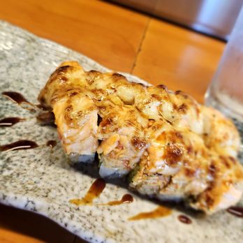 OTORO - Salmon baked roll - Sushi Bars Near Me - Healdsburg, California