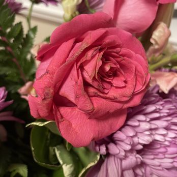 Designs by Carol - Floral Designers Near Me - Mundelein, Illinois