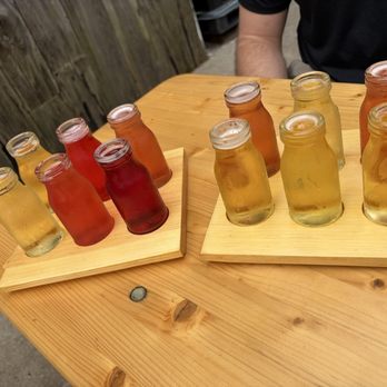 Farmhaus Cider Co. - Cider flight (seasonal) - Cideries Near Me - Hudsonville, Michigan