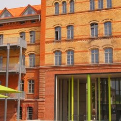 Haarlounge Landau - Direkt am Eingang des ehemaligen Landesgartenschaugeländes