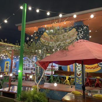 Dat Dog - Outside Area - Hot Dogs Near Me - New Orleans, Louisiana
