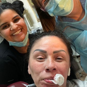 Laguna Oaks Dental - Alexis & Liz RDA's - Oral Surgeons Near Me - Elk Grove, California Laguna Oaks Dental - Alexis & Liz RDA's - Oral Surgeons Near Me - Elk Grove, California