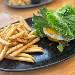 Danielle's Scratch Kitchen - Good morning Burger - made gluten free
