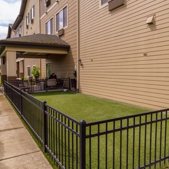 Fieldstone Village - Assisted Living Facilities Near Me - Keizer, Oregon Fieldstone Village - Assisted Living Facilities Near Me - Keizer, Oregon