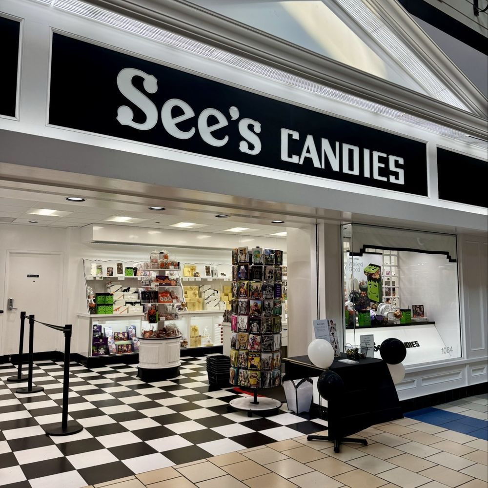 See's Candies - Outside - Candy Stores Near Me - Ventura, California See's Candies - Outside - Candy Stores Near Me - Ventura, California