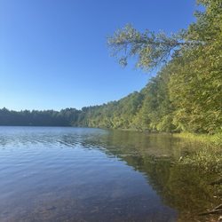 West Rock Ridge State Park-Lake Wintergreen