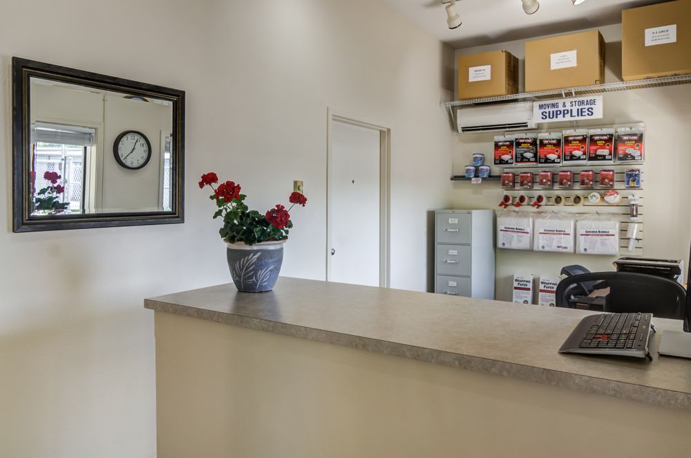 EAST VANCOUVER SELF STORAGE 515 SE 157th Ave, Vancouver, Washington