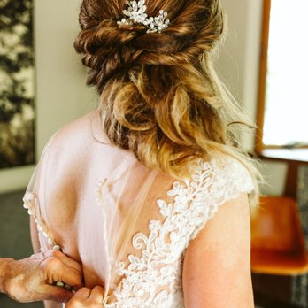 A-List Makeup - BEAUTIFUL hairstyle! Just like the picture I showed her. - Makeup Artists Near Me - Milpitas, California A-List Makeup - BEAUTIFUL hairstyle! Just like the picture I showed her. - Makeup Artists Near Me - Milpitas, California