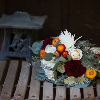 Hidalgo Flowers - Bridal bouquet - Florists Near Me - Vista, California
