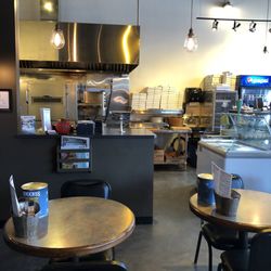 Pizzeria Mercato - Inside
