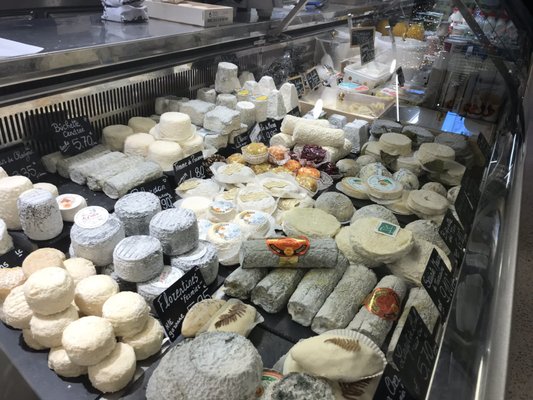 Marché Alimentaire Saint-Germain by null