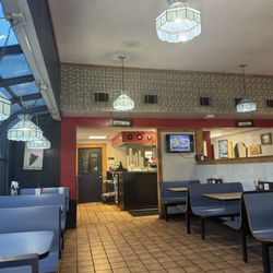 Storms Drive-In Restaurant - Indoor seating