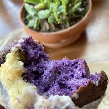 Segundo Coffee Lab - Ube muffin - Coffee & Tea Near Me - Houston, Texas Segundo Coffee Lab - Ube muffin - Coffee & Tea Near Me - Houston, Texas
