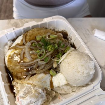 Da Kitchen Maui - Loco Moco - Hawaiian Near Me - Kihei, Hawaii Da Kitchen Maui - Loco Moco - Hawaiian Near Me - Kihei, Hawaii