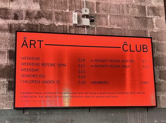 Art Club by null