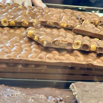 Läderach chocolatier suisse - 08.23.25 Hazelnut Chocolate - Candy Stores Near Me - Livermore, California Läderach chocolatier suisse - 08.23.25 Hazelnut Chocolate - Candy Stores Near Me - Livermore, California