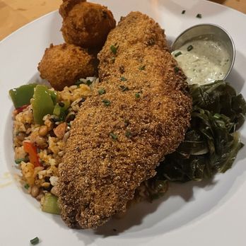 Memphis Cafe - Catfish platter - Southern Near Me - Costa Mesa, California Memphis Cafe - Catfish platter - Southern Near Me - Costa Mesa, California