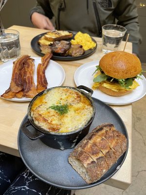 Mighty Bread Company by null