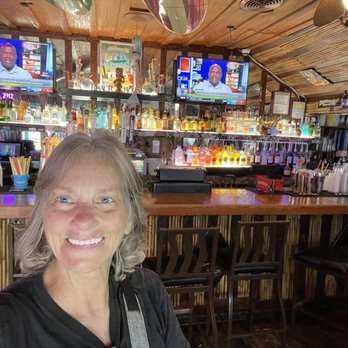Beach House Bar & Grill - Fantastic bar - Bars Near Me - Myrtle Beach, South Carolina