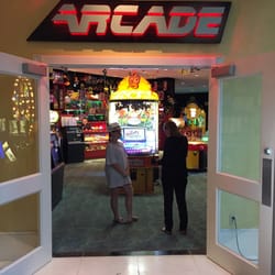Arcade at Beau Rivage - Arcade entrance.