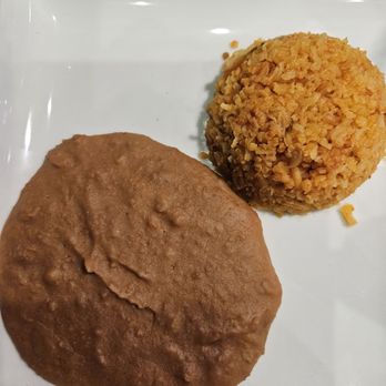 El Catrin - Rice andbeans - Mexican Near Me - San Antonio, Texas