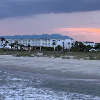 Ocean Isle Inn - Outside. View from pier. - Hotels Near Me - Ocean Isle Beach, North Carolina Ocean Isle Inn - Outside. View from pier. - Hotels Near Me - Ocean Isle Beach, North Carolina