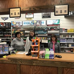 Cigar Box - Laurel Mall - Friendly Staff
