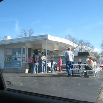 Homewood Grill - The outside - Ice Cream & Frozen Yogurt Near Me - Effingham, Illinois