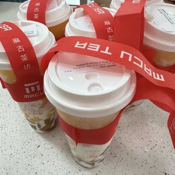 Macu Tea - UW - Free holders - Bubble Tea Near Me - Seattle, Washington